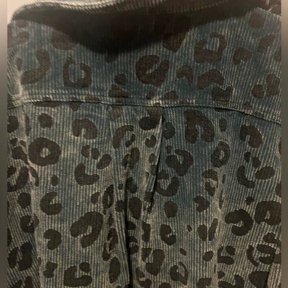 Corduroy Leopard Shacket Oversized | Blue & Black NWOT - Picture 7 of 7